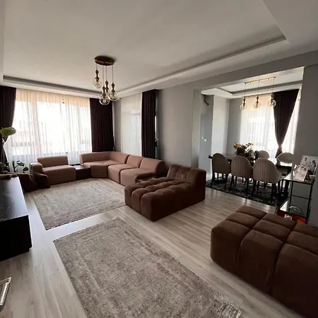 Apartment Oemer Trabzon